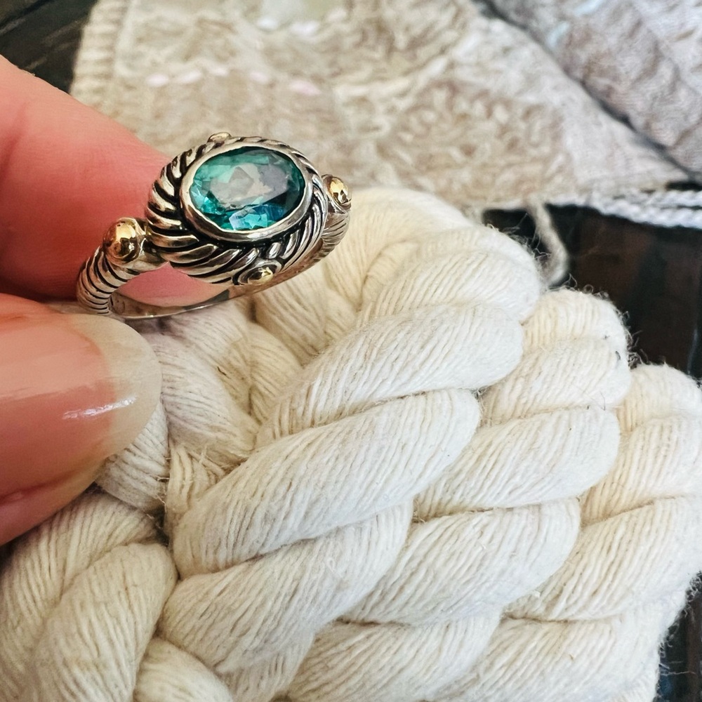 Elegant Silver and Gold Ring with Blue Gemstone